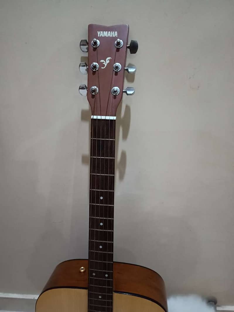 Professional Acoustic Guitar Yamaha || Made in Indonesia 8