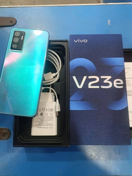 Vivo V23e 8GB RAM 256 GB memory 6