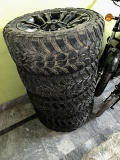 Toyota Hilux 4x4 Alloy Rim & Tyres