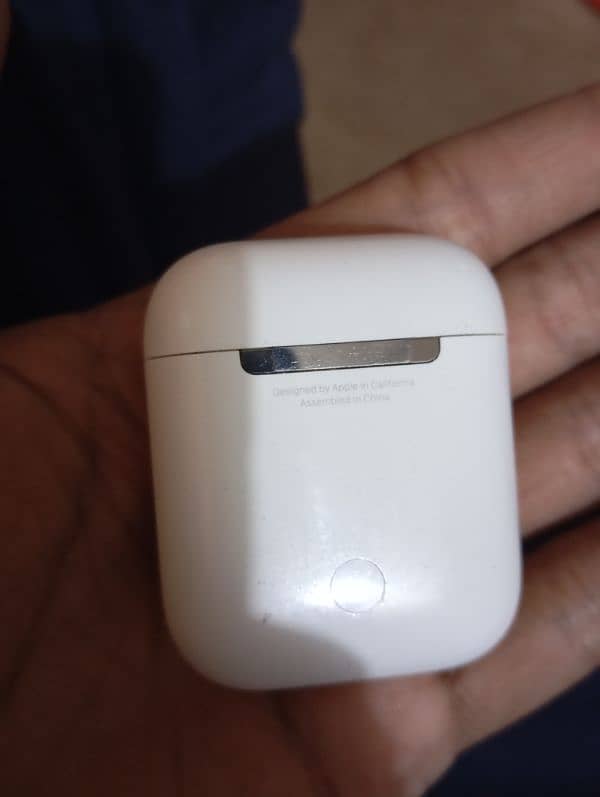 Apple Airpods (just Case) 1