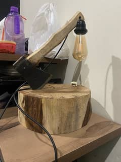 antiq axe lamp  with or without finishing is availble