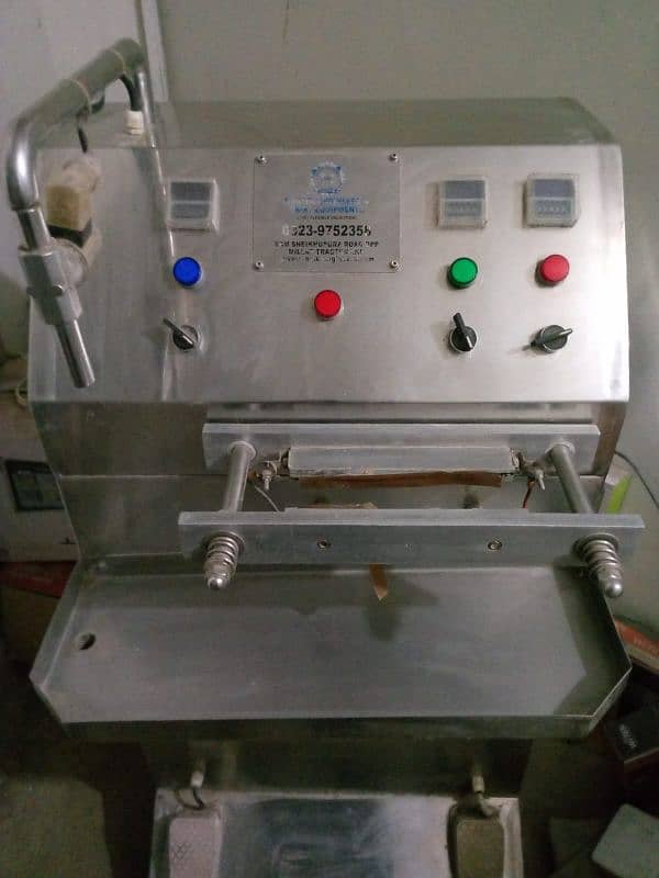 Milk Packing Machine with sealing of pack 1