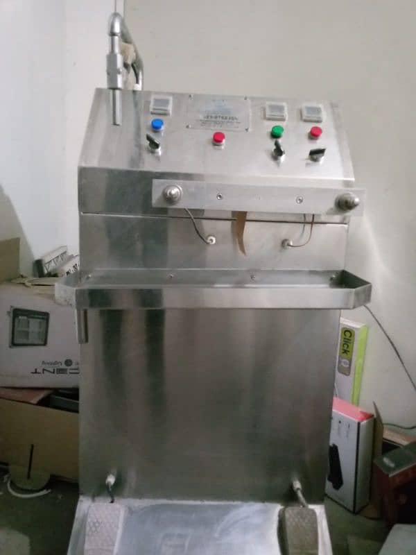 Milk Packing Machine with sealing of pack 2