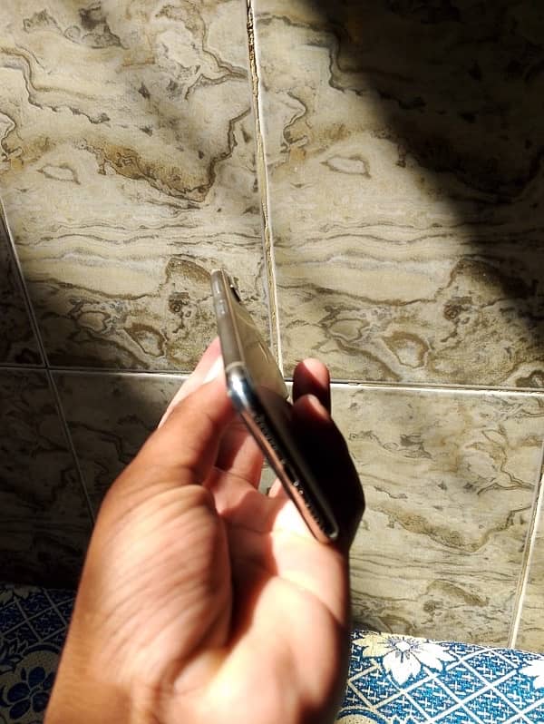 iPhone X 64Gb jv non pta 4