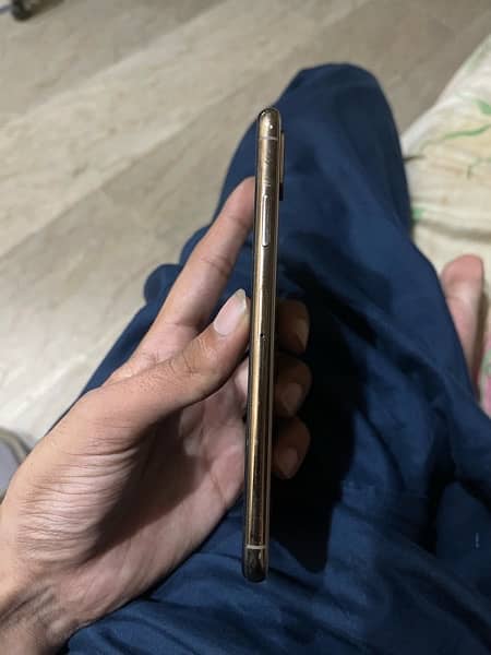 iPhone XS Max physical dual sim pta approved 1