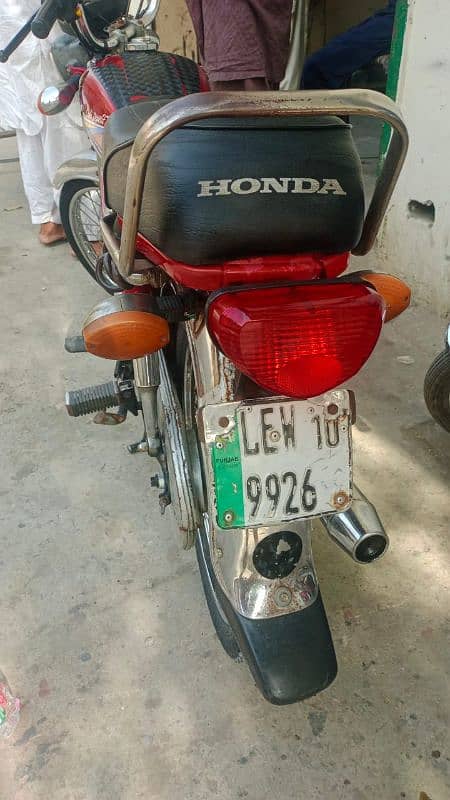 Honda CD70/2010 totally genuine 100% 1