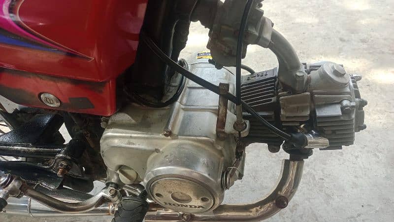 Honda CD70/2010 totally genuine 100% 3