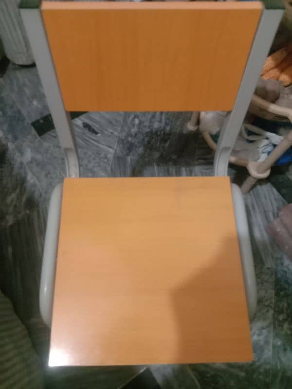 Small kids Chair heigh quality 1