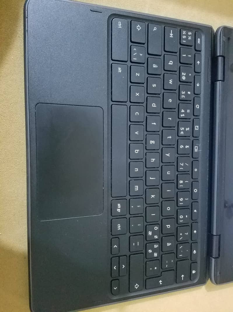 chromebook lenovo yoga n23 360 degree 3