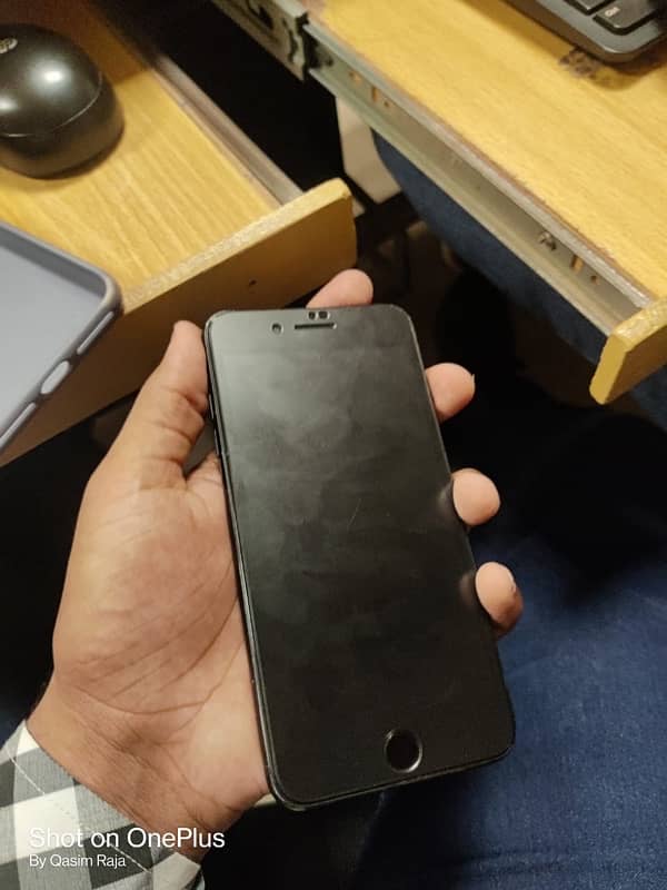 IPhone 7 plus (128GB) 1