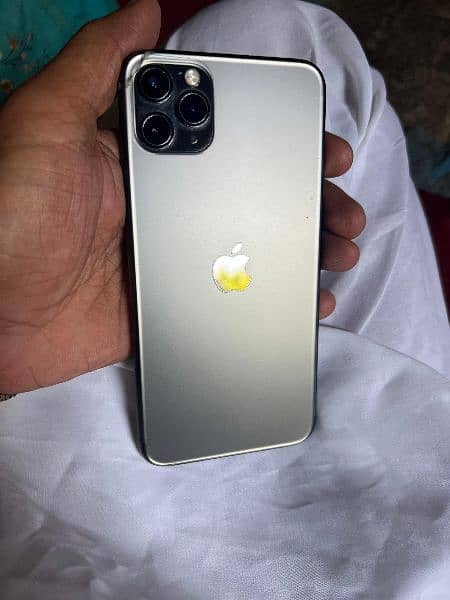 iphone 11 pro max non pta 1