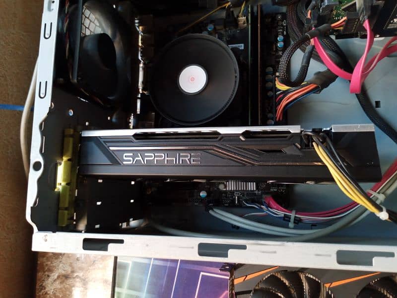 Rx 570 4Gb sapphire pulse edition with box. 8