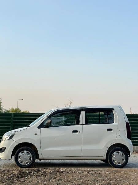 Suzuki Wagon R 2018 1