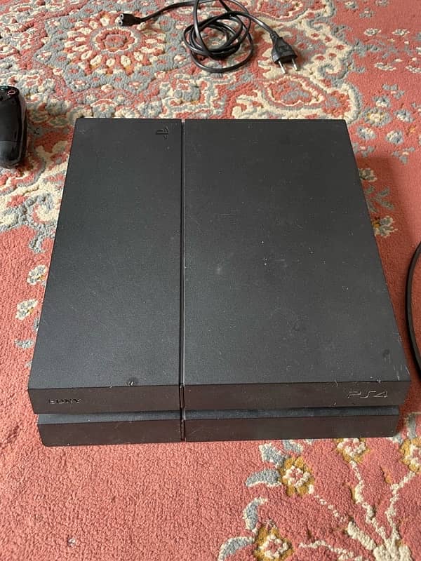 ps4 1 TB with 1 controller 1