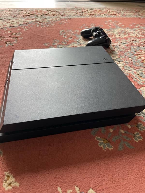 ps4 1 TB with 1 controller 3