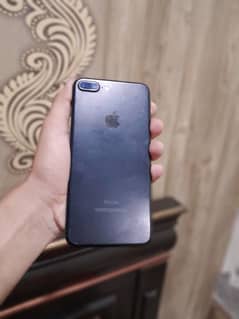 I PHONE 7 PLUS URGENT SALE