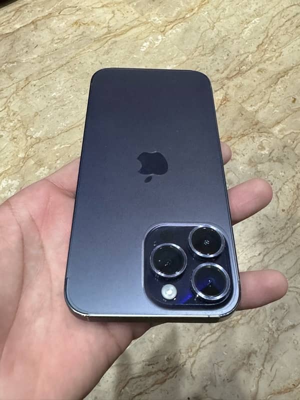 iPhone 14 Pro Max fu with box 2