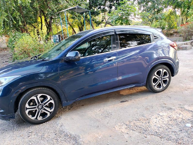 Honda Vezel 2015 3