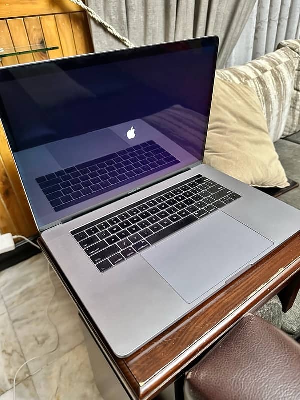 MacBook Pro 2018 2