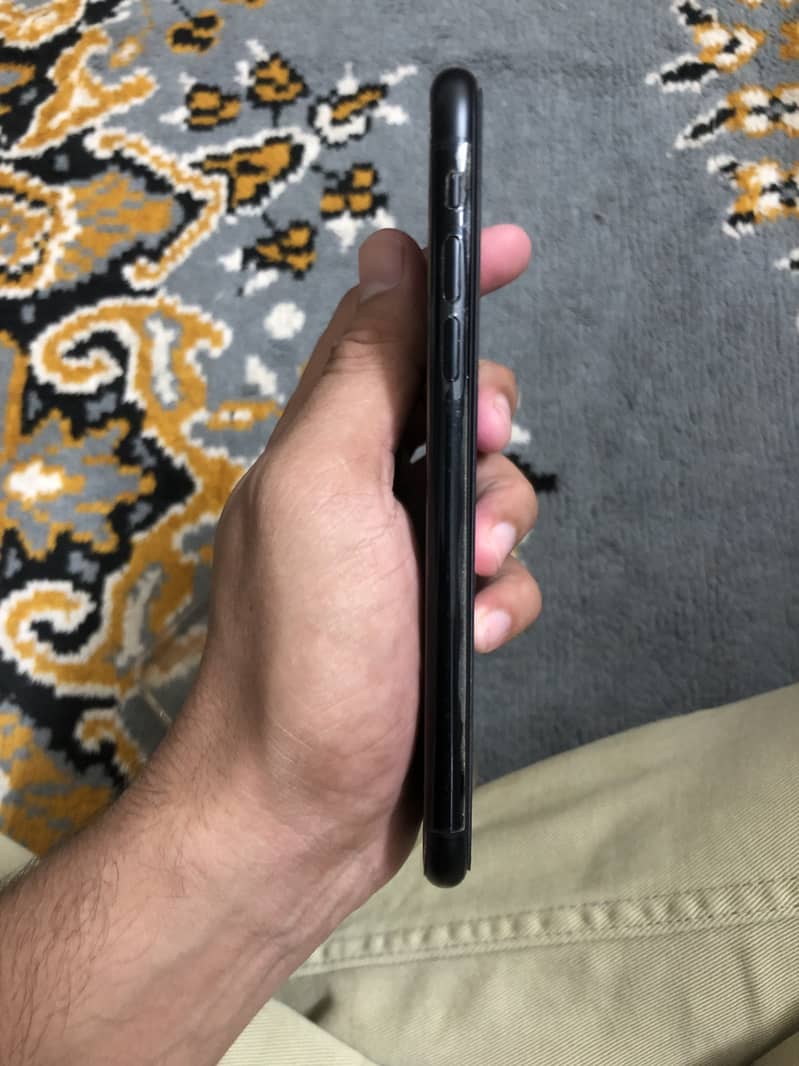 IPhone XR JV 10 By 10 Condition 3