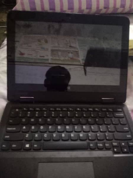 lenevo yoga 11e laptop for sale 4 gb ram Celeron processor 1