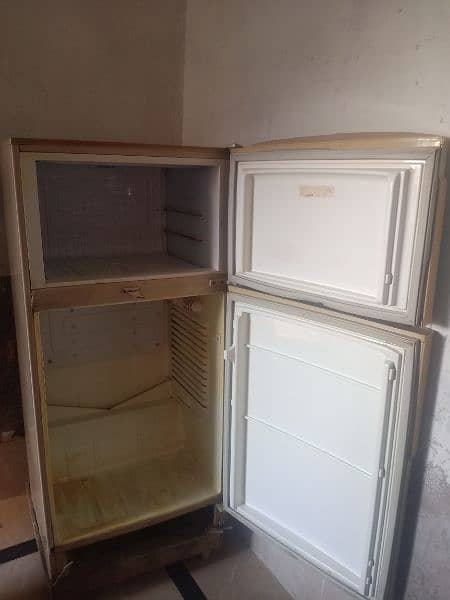 PEL Old Refrigerator – Normal Condition 2