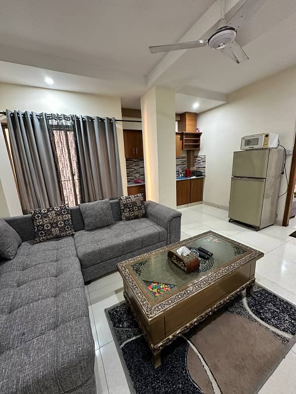 Daily basis One bedroom apartment available in E-11 islamabad 0