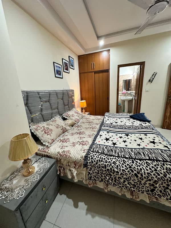 Daily basis One bedroom apartment available in E-11 islamabad 1