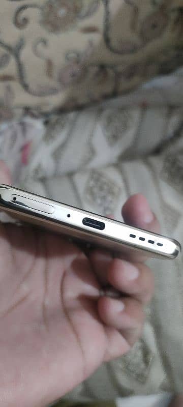 infinix Note 40 PRO Gold 10/10 condition 1