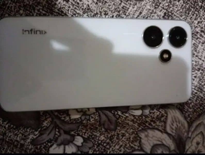 Infinix hot 30 4/64 0