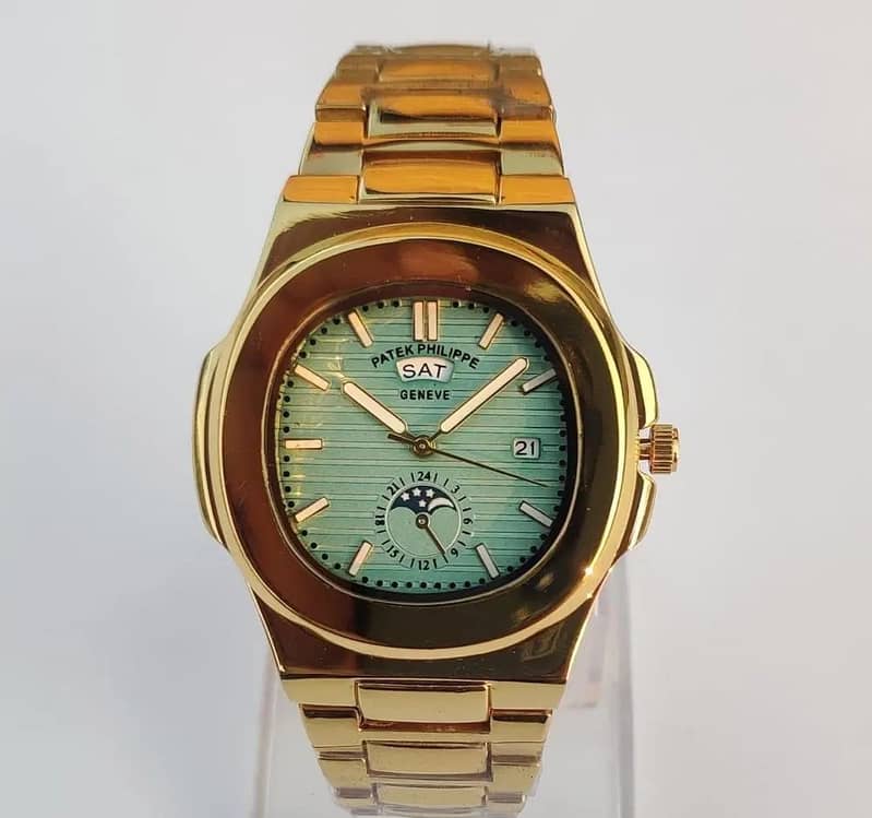 MENS AND BOYS WATCHES BEST QUALITY  IN GOLDEN COLOUR 1