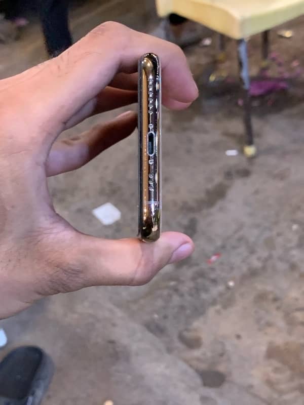 iphone xs fu 3