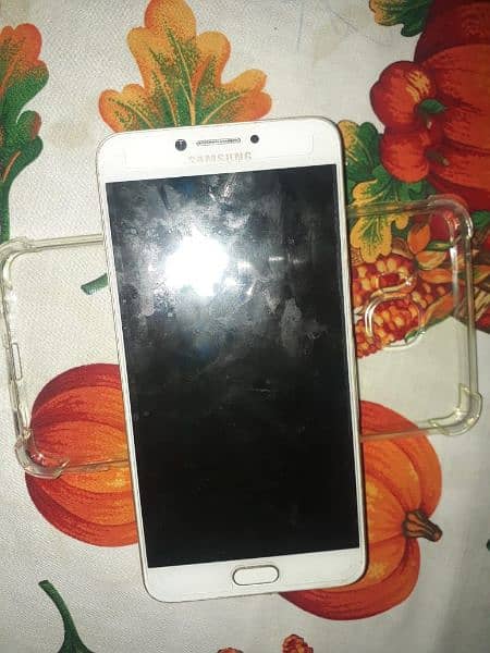 Samsung Galaxy C 7pro 4