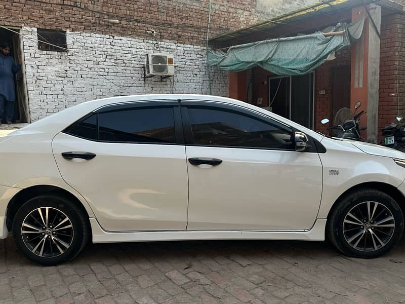 Toyota Corolla Altis 2019 3