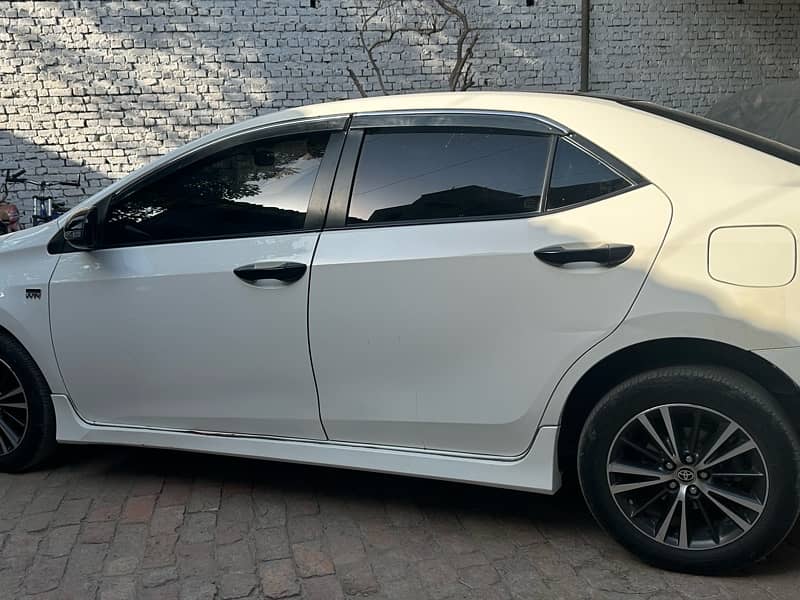 Toyota Corolla Altis 2019 8