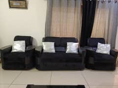 4 seater sofa with silver cushions urged sale bcz of shifting