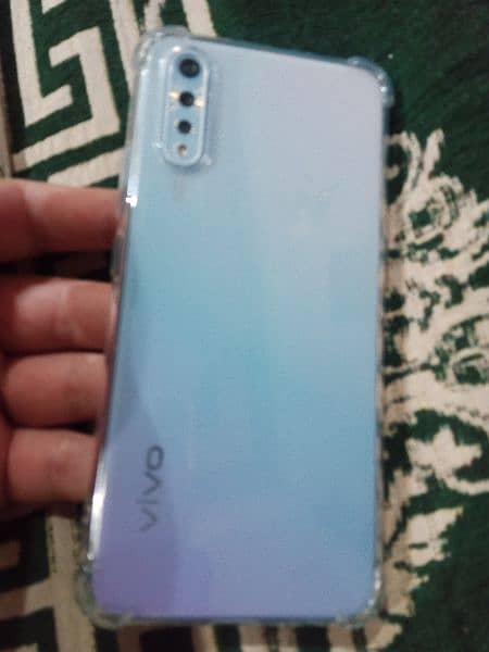 VIvo S1 1