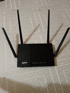 Wifi Router for sall Model D-Link DIR-825 good condition