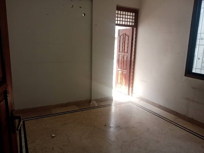 2 Bed DD flat 2nd flor with lift in DHA phase 7 Jami commr street 7