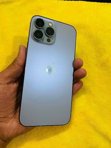 IPhone 13 Pro Max 128gb Pta Approved. 1