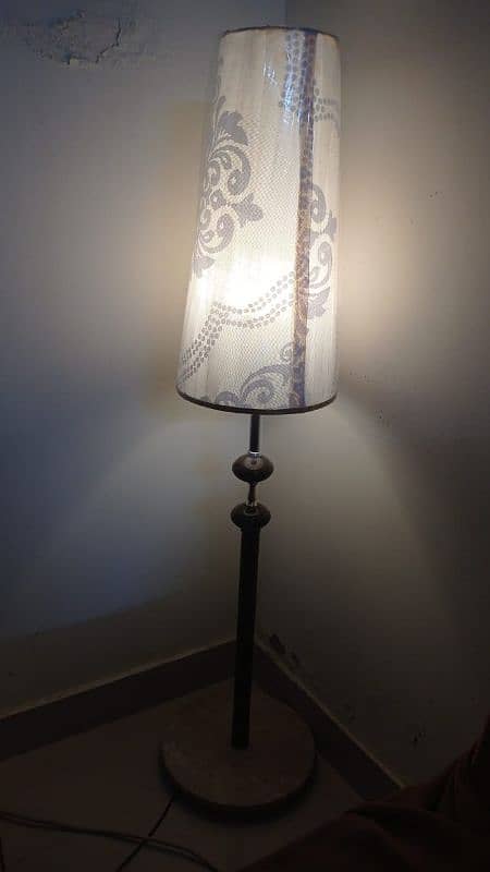 Floor Lamp 1