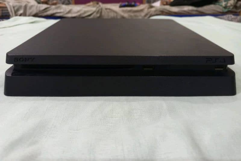 Ps4 Slim 1TB 2