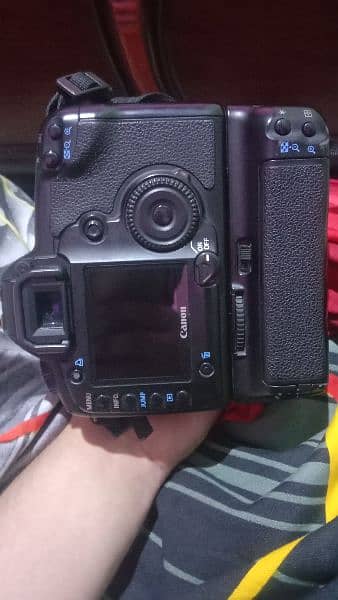 canon 5d mark i Full frame professional body 2