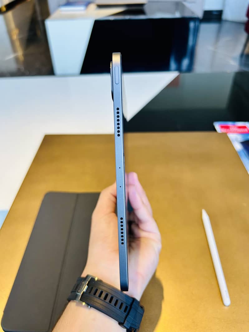 iPad Pro 11” M1-Chip (3rd Generation) 256 GB 4