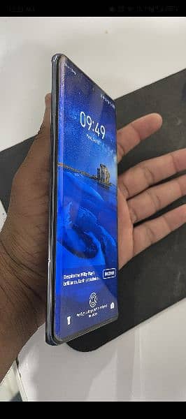 Tecno spark 20 pro plus 4