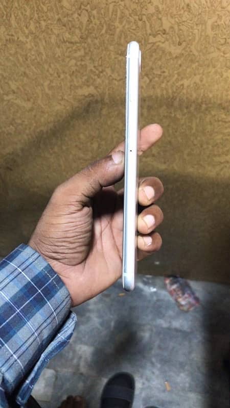 Iphone 7 Plus 128 GB PTA Aprove 4