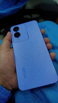 vivo y17s Ram4+4 : Rom128