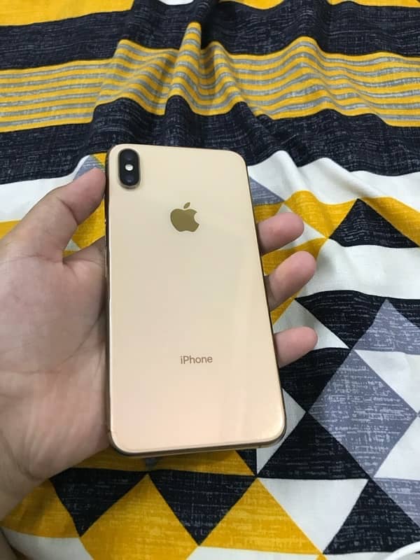 iPhone XS Max 256gb battery health 82 factory unlock 1