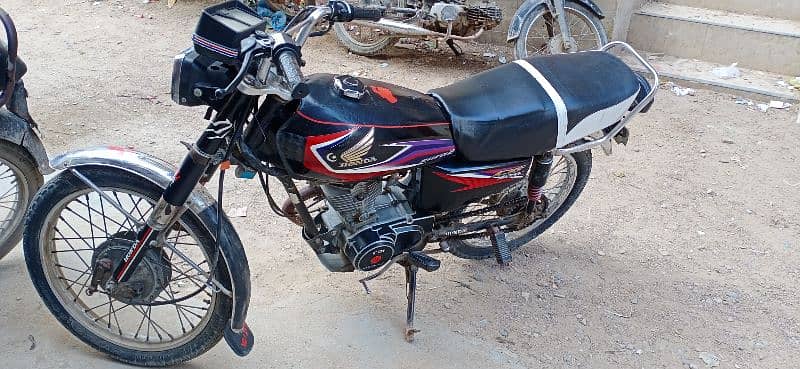 Honda cg 125 nosherofiroz nmbr Model 2017 2