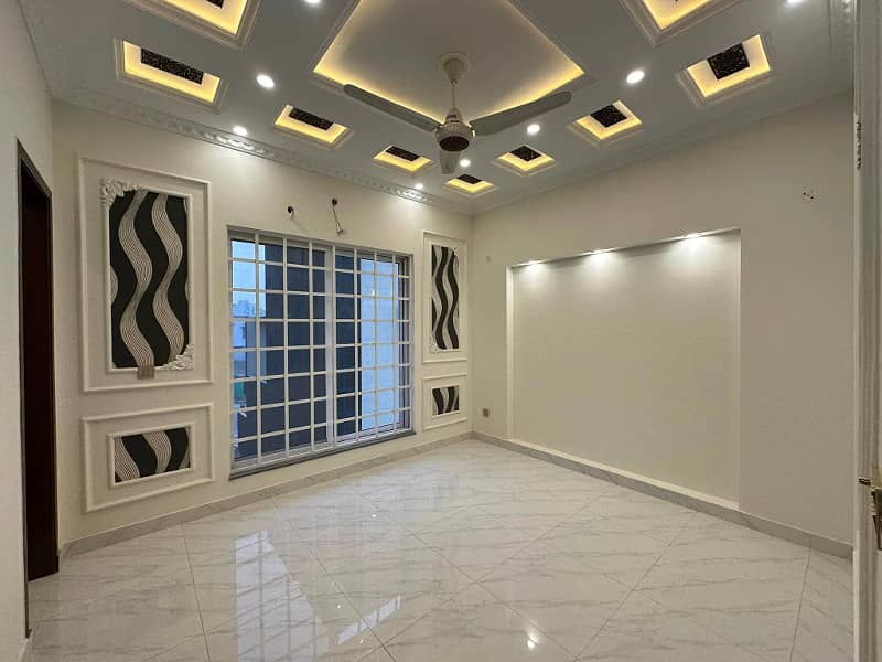 3 YEARS EASY INSTALLMENT PLAN BRAND LUXURY NEW HOUSE PARK VIEW CITY LAHORE 9